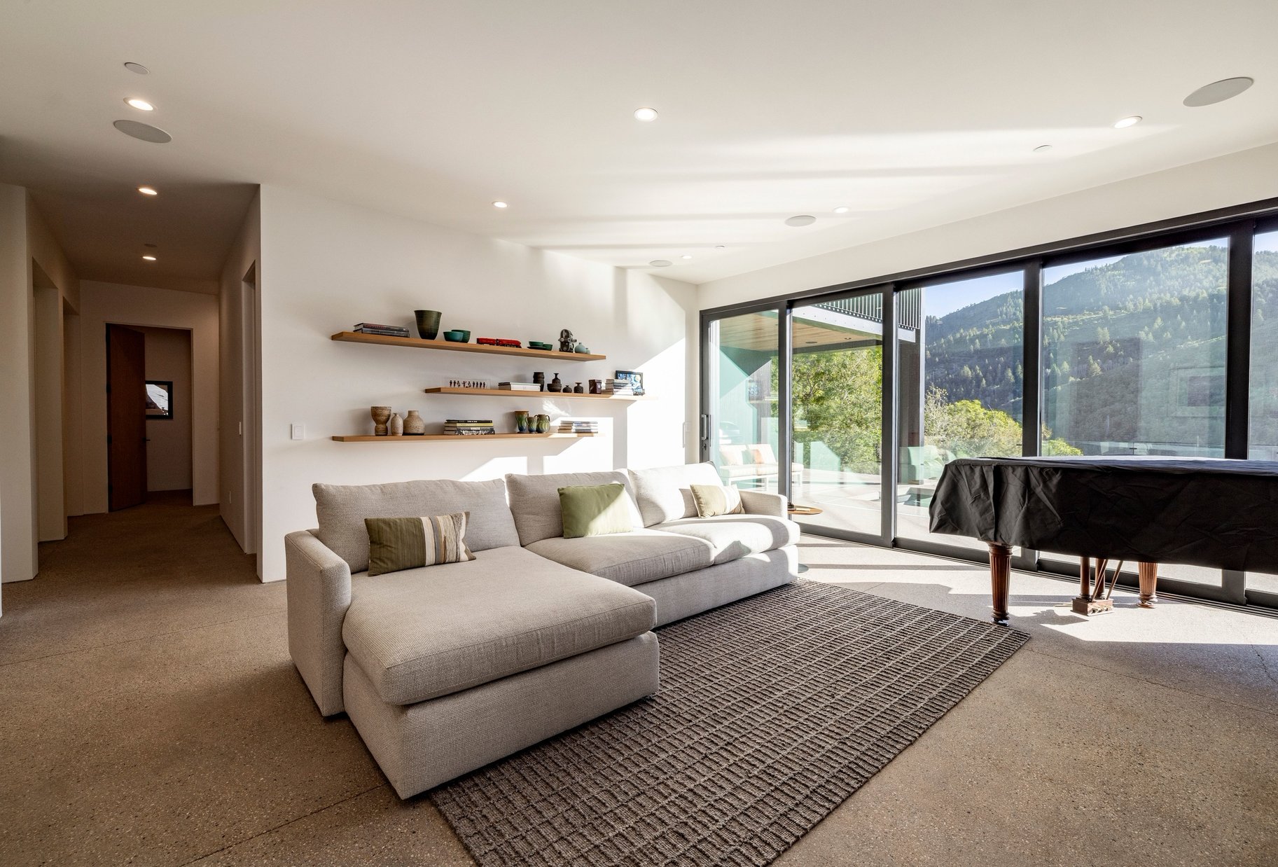  One-of-a-Kind Modern Pinebrook Residence - 物件實景