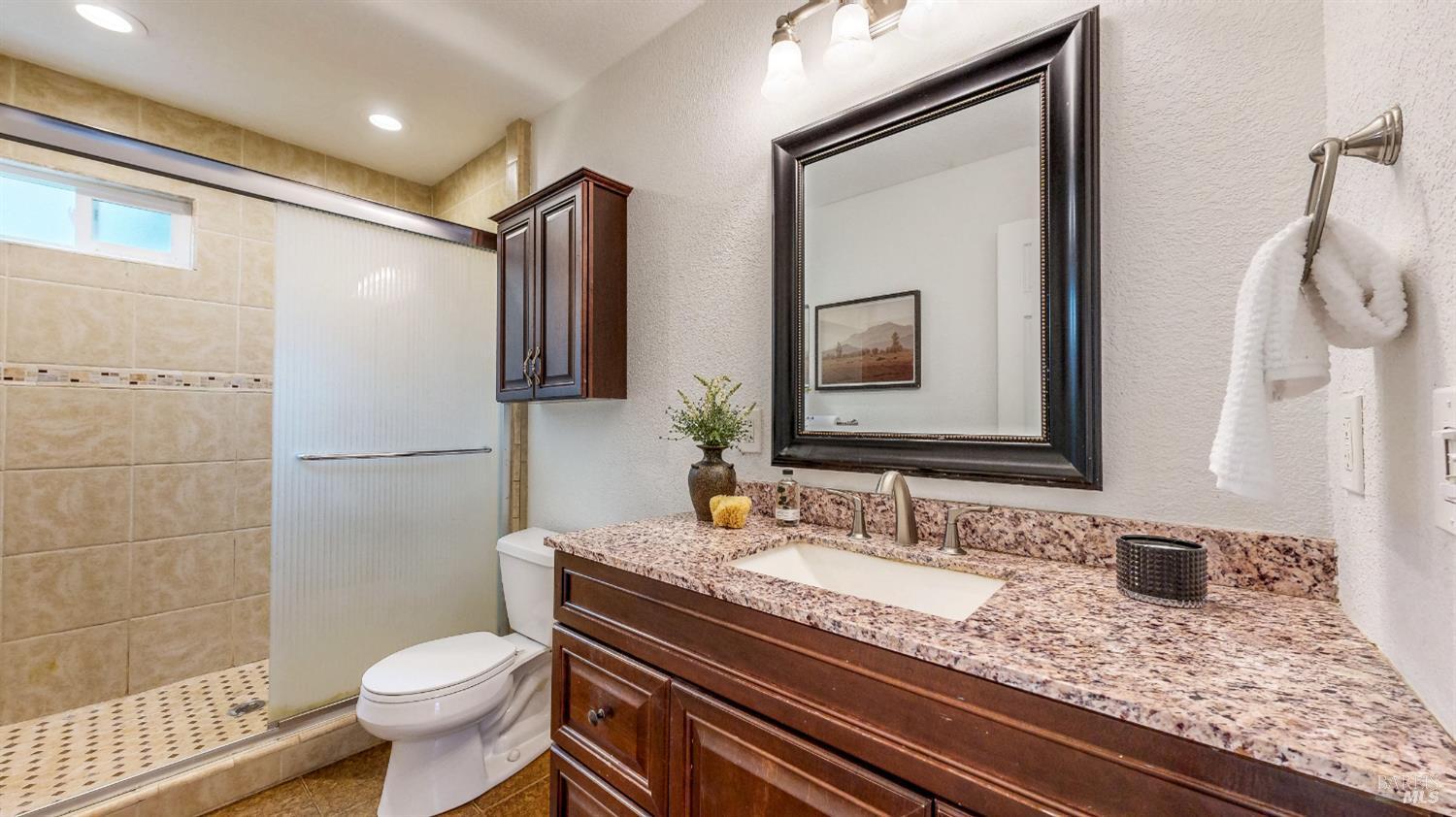 Santa Rosa, California, 95403, United States, 3 Bedrooms Bedrooms, ,3 BathroomsBathrooms,Residential,For Sale,1979353