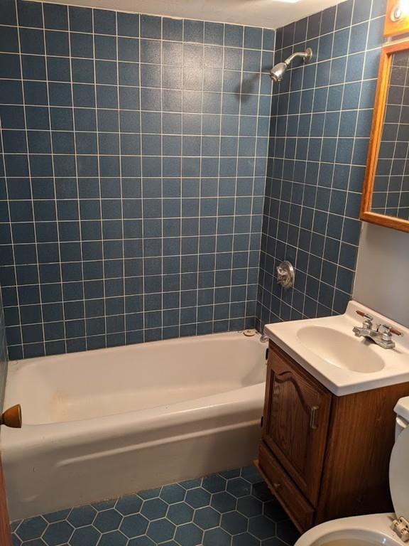 Woburn, Massachusetts, 01801, United States, 4 Bedrooms Bedrooms, ,2 BathroomsBathrooms,Residential,For Sale,1921739