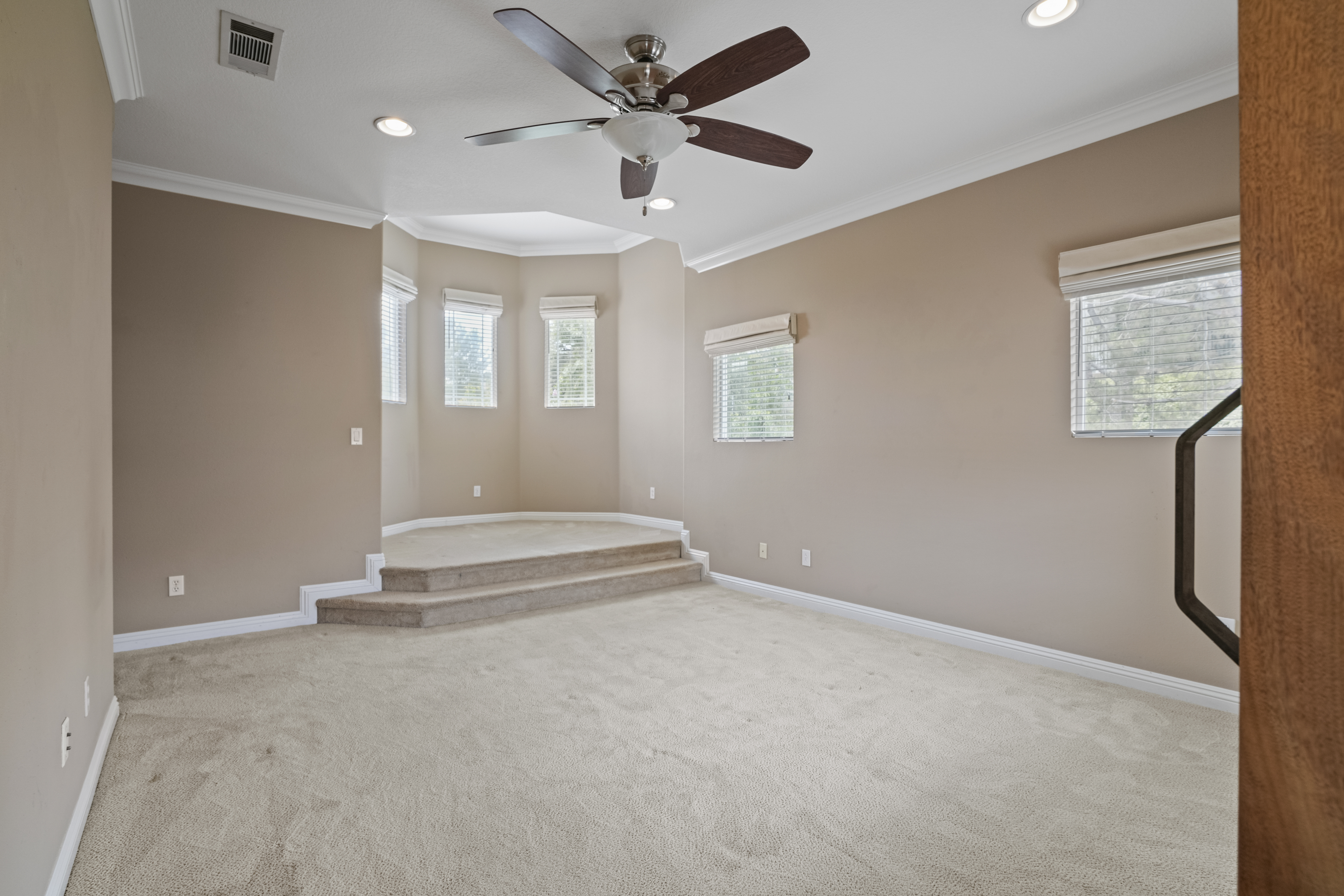  2496 Maxson Court, Signal Hill, CA 90755 - 物件實景