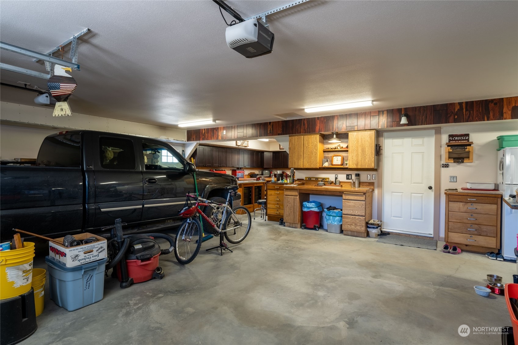 Malaga, Washington, 98828, United States, 3 Bedrooms Bedrooms, ,2 BathroomsBathrooms,Residential,For Sale,1898843