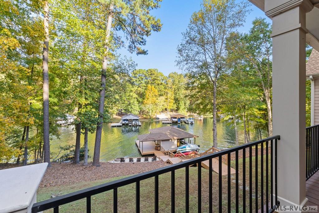 Boydton, Virginia, 23917, United States, 5 Bedrooms Bedrooms, ,4 BathroomsBathrooms,Residential,For Sale,1991597