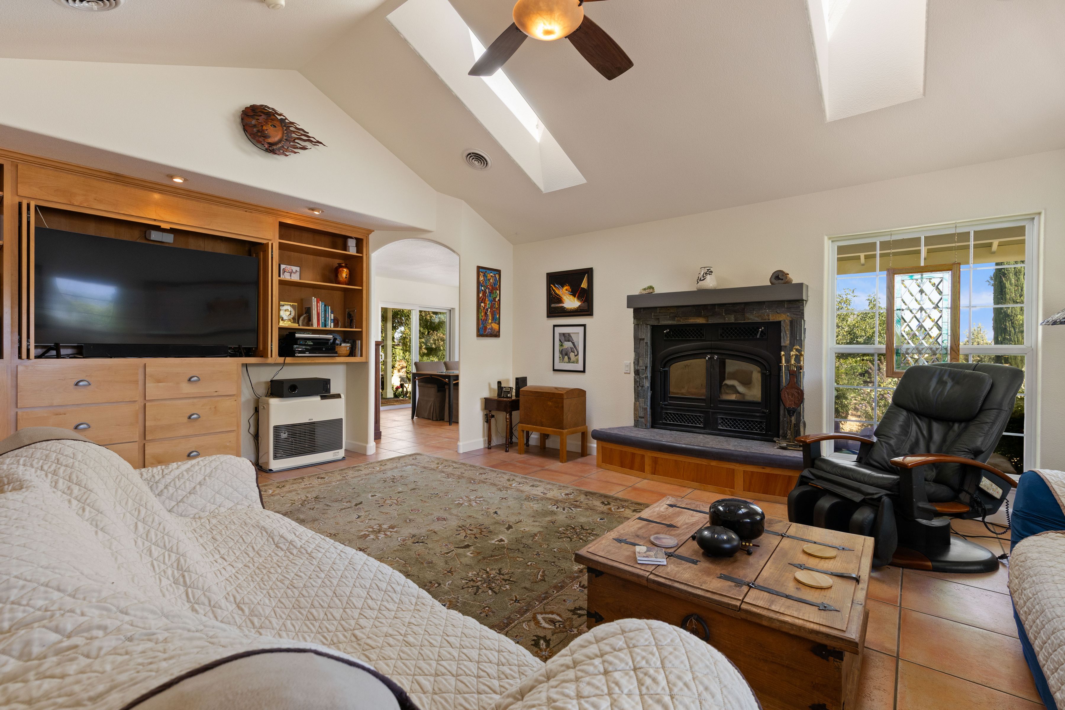  6675 Kelsey Creek Drive - 物件實景