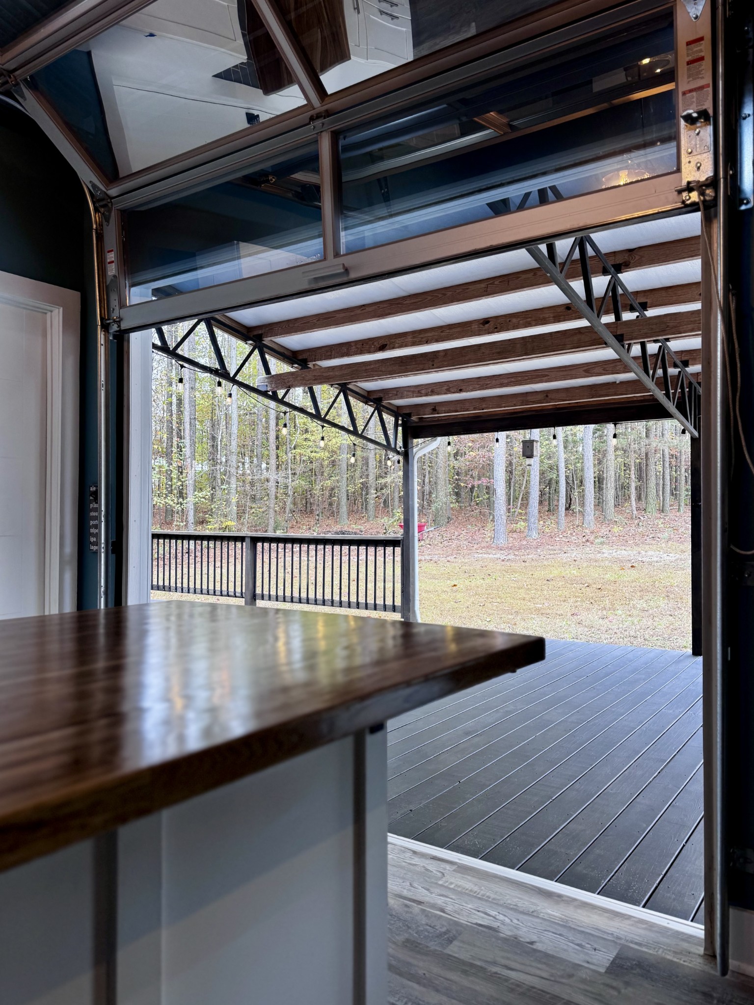 Lawrenceburg, Tennessee, 38464, United States, 3 Bedrooms Bedrooms, ,2 BathroomsBathrooms,Residential,For Sale,1988377