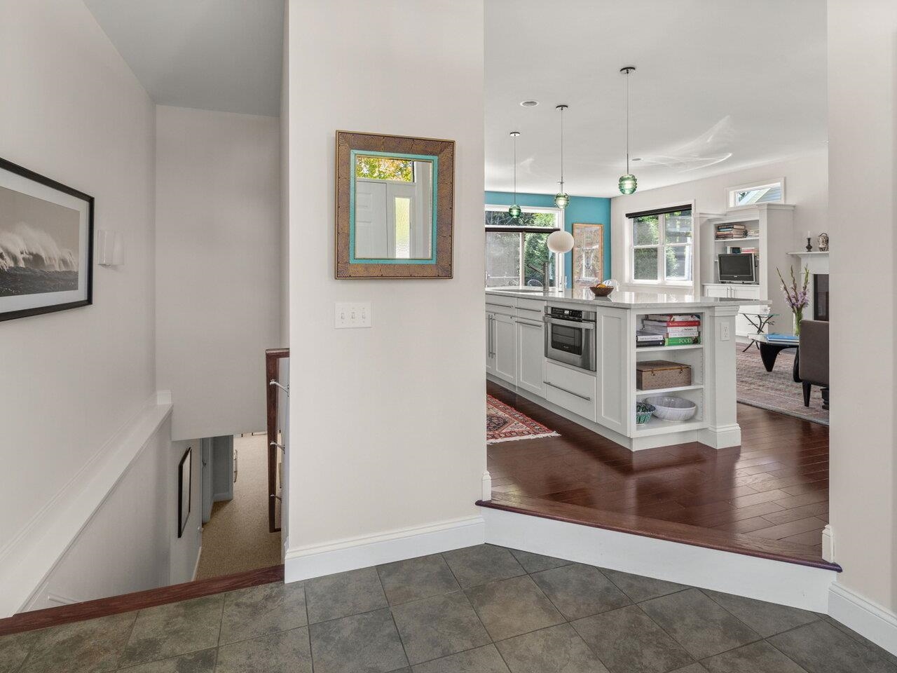 Burlington, Vermont, 05401, United States, 2 Bedrooms Bedrooms, ,2 BathroomsBathrooms,Residential,For Sale,1927206