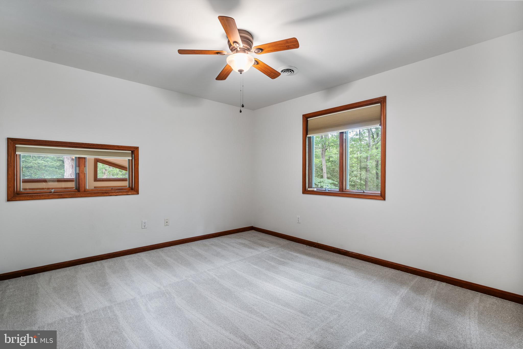 La Plata, Maryland, 20646, United States, 5 Bedrooms Bedrooms, ,4 BathroomsBathrooms,Residential,For Sale,1994243