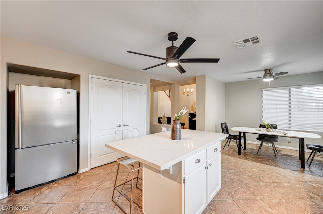 Las Vegas, Nevada, 89134, United States, 4 Bedrooms Bedrooms, ,3 BathroomsBathrooms,Residential,For Sale,1998518