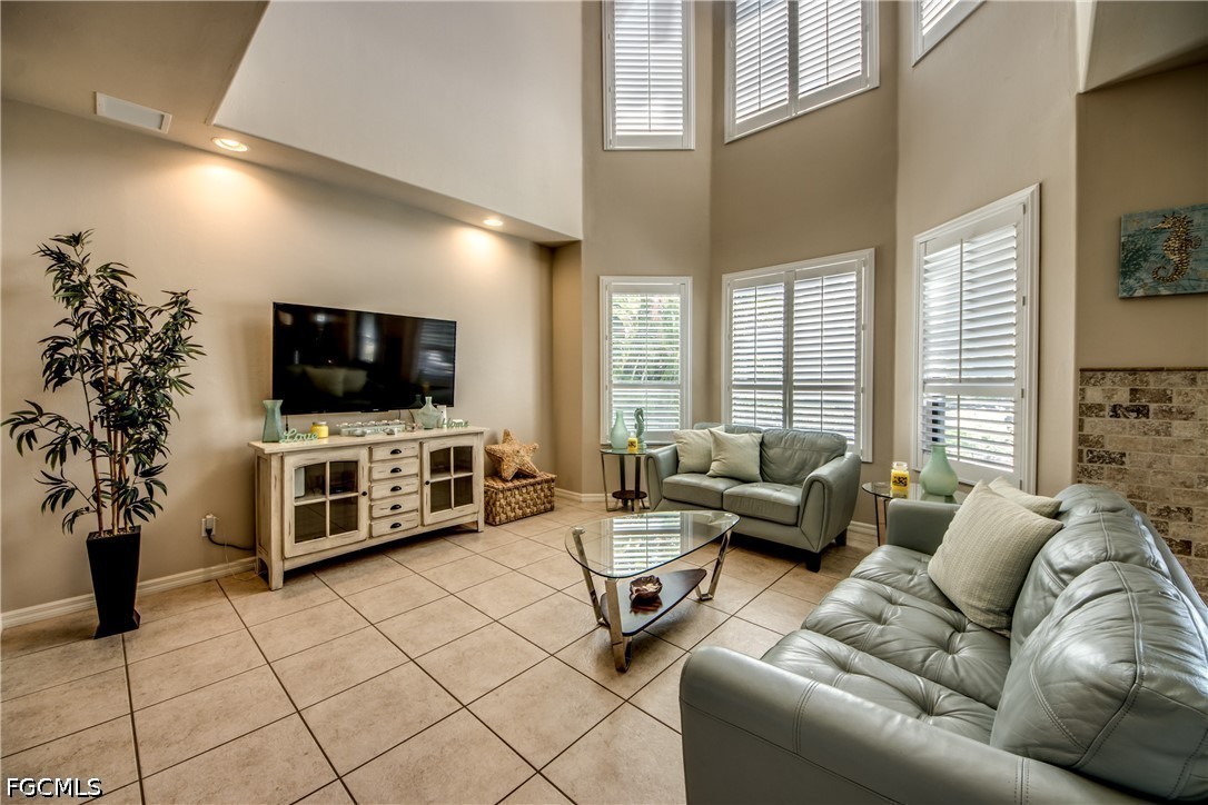 Cape Coral, Florida, 33904, United States, 6 Bedrooms Bedrooms, ,4 BathroomsBathrooms,Residential,For Sale,2006453