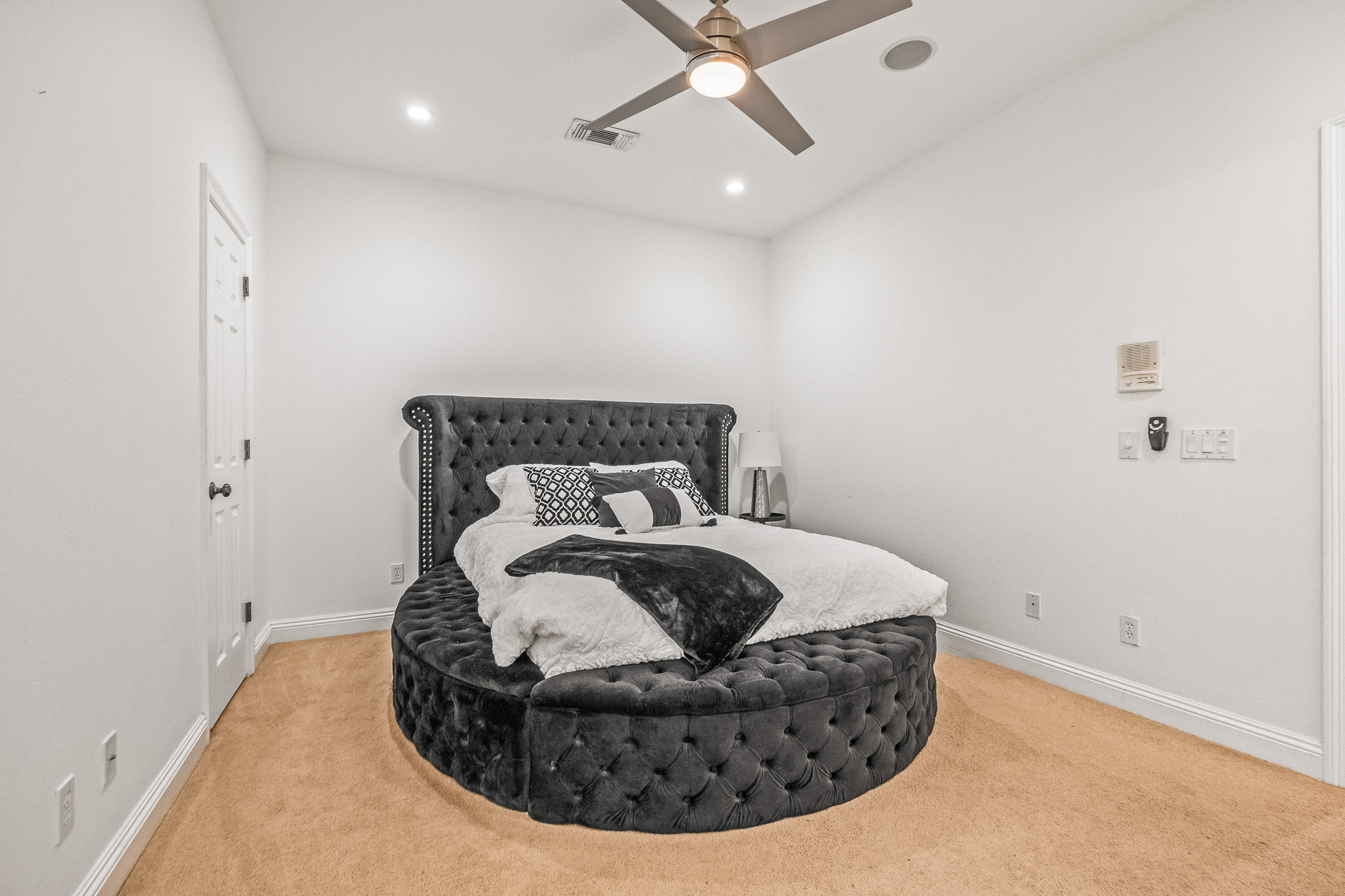 Pace, Florida, 32571, United States, 3 Bedrooms Bedrooms, ,4 BathroomsBathrooms,Residential,For Sale,1878434