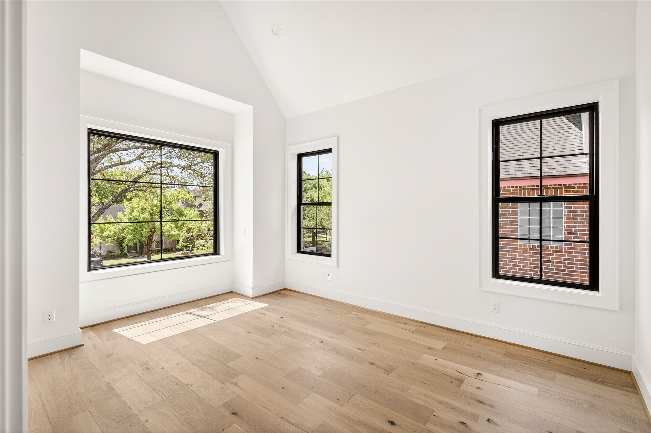  3406 Rice Boulevard - 物件實景