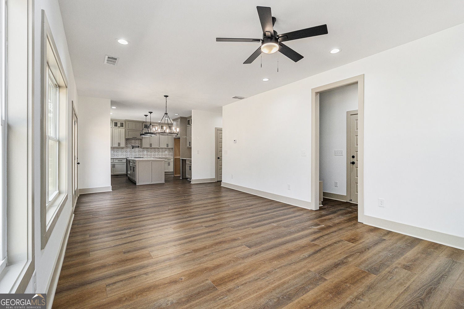 Oxford, Georgia, 30054, United States, 4 Bedrooms Bedrooms, ,3 BathroomsBathrooms,Residential,For Sale,1952005