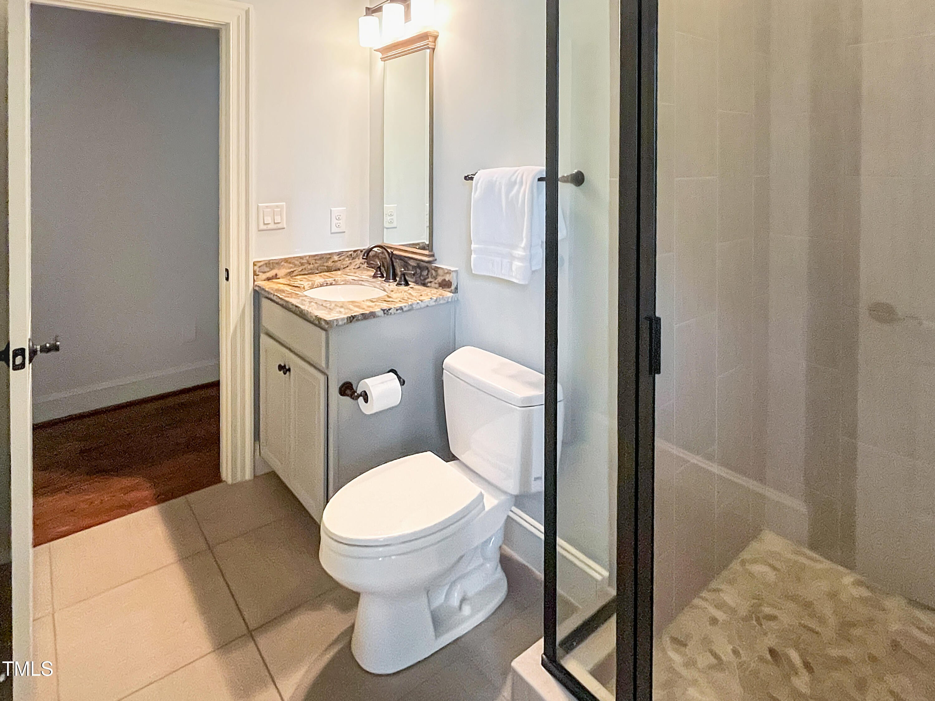 Raleigh, North Carolina, 27608, United States, ,4 BathroomsBathrooms,Residential,For Sale,1994667