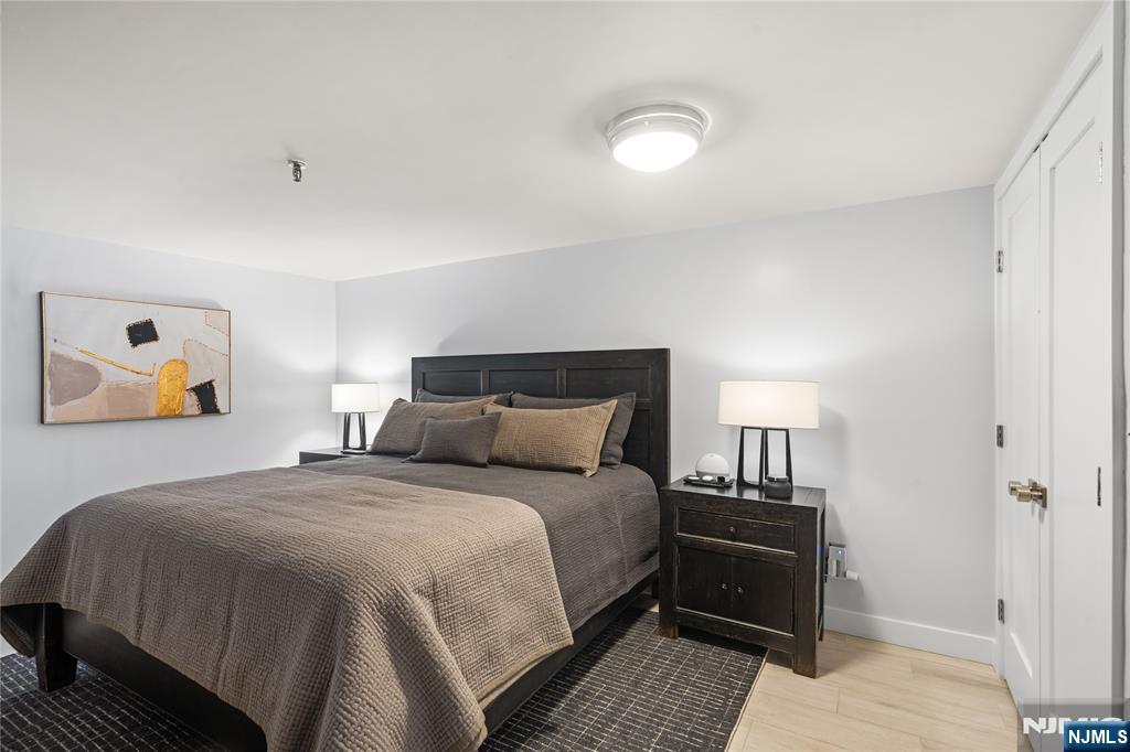 Jersey City, New Jersey, 07302, United States, 1 Bedroom Bedrooms, ,2 BathroomsBathrooms,Residential,For Sale,1950964