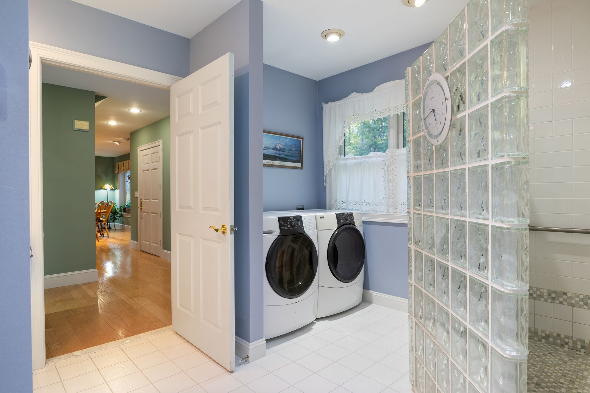 Eliot, Maine, 03903, United States, 3 Bedrooms Bedrooms, ,3 BathroomsBathrooms,Residential,For Sale,1921427