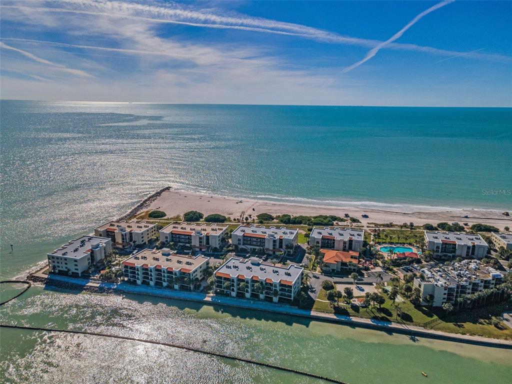 St Pete Beach, Florida, 33706, United States, 3 Bedrooms Bedrooms, ,2 BathroomsBathrooms,Residential,For Sale,1992565