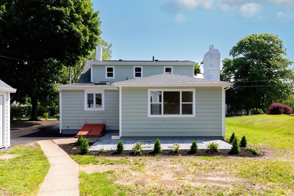 Plymouth, Massachusetts, 02360, United States, 4 Bedrooms Bedrooms, ,4 BathroomsBathrooms,Residential,For Sale,1981887