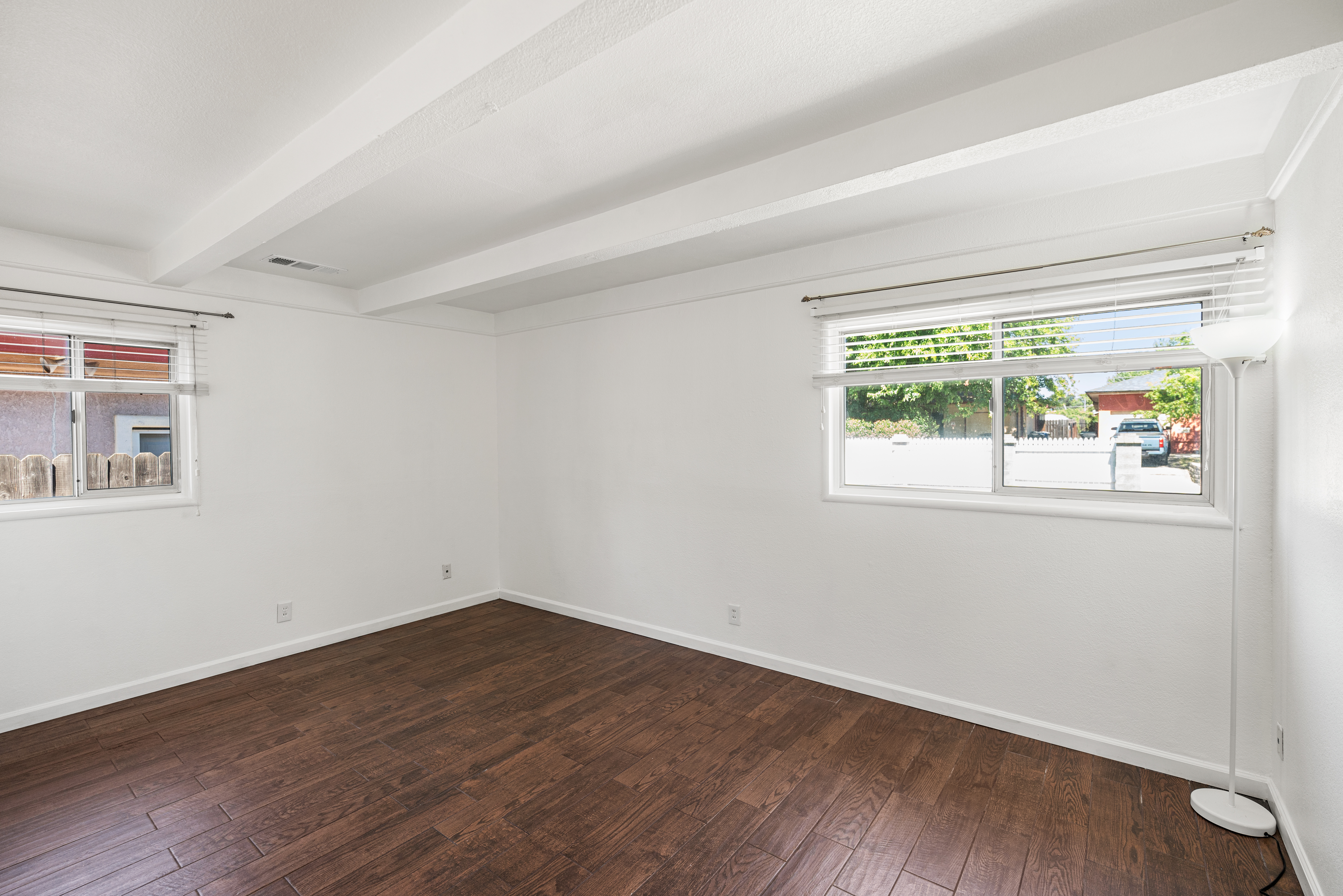  5625 Layton Drive, North Highlands, CA 95660 - 物件實景
