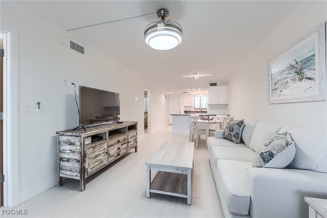 Fort Myers Beach, Florida, 33931, United States, 2 Bedrooms Bedrooms, ,2 BathroomsBathrooms,Residential,For Sale,1987327