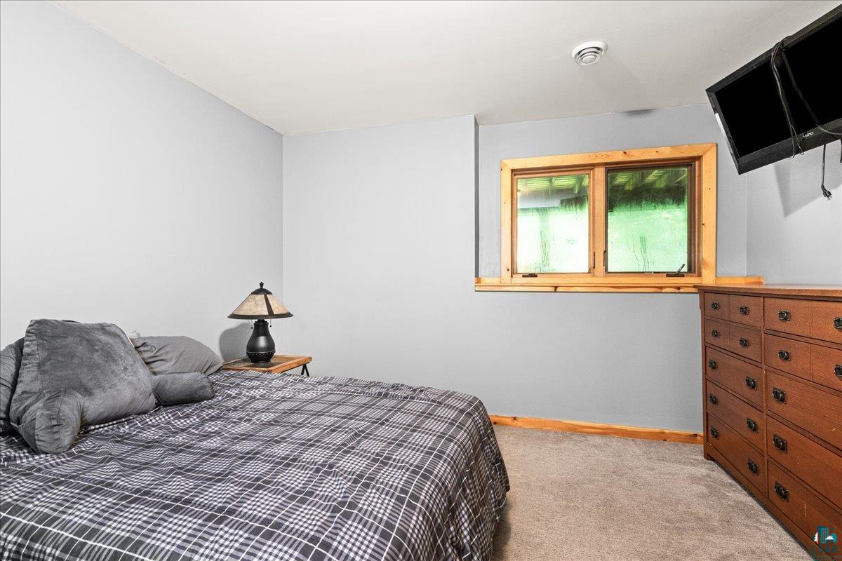 Two Harbors, Minnesota, 55616, United States, 5 Bedrooms Bedrooms, ,2 BathroomsBathrooms,Residential,For Sale,1943377