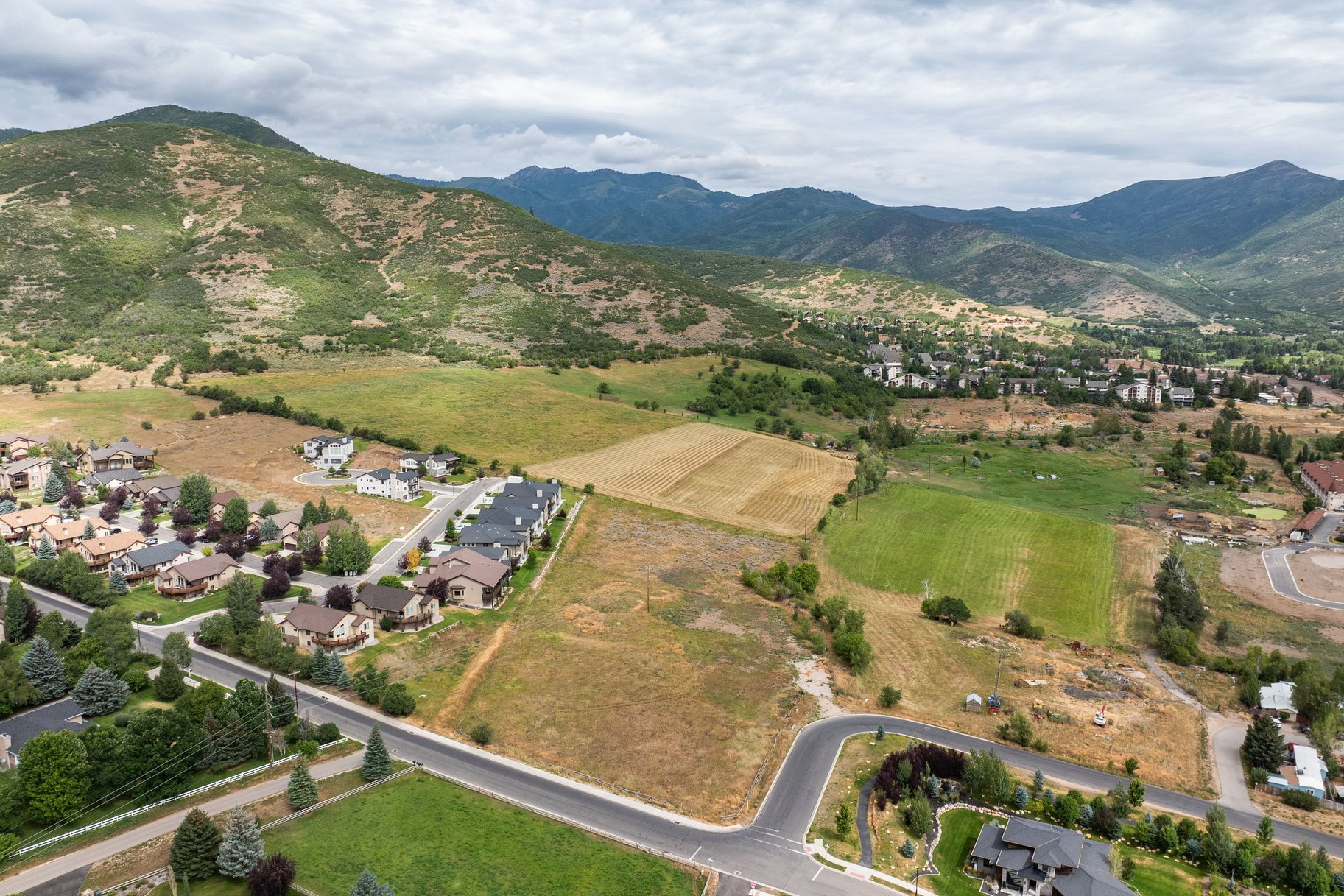  Rare 4-Acre Estate Property overlooking Midway - 物件實景