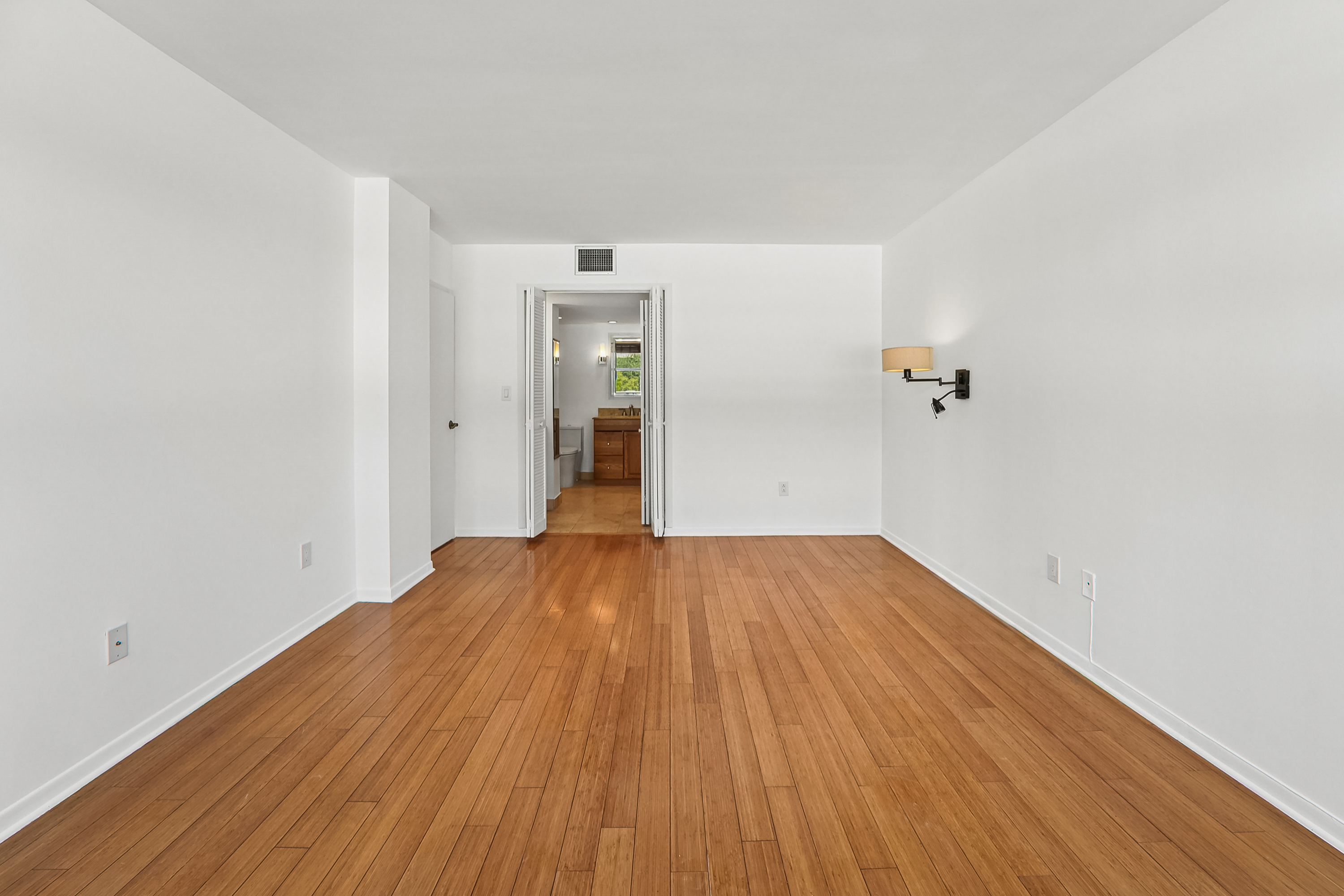  1420 Brickell Bay Dr, Miami, FL, 33131 - 物件實景