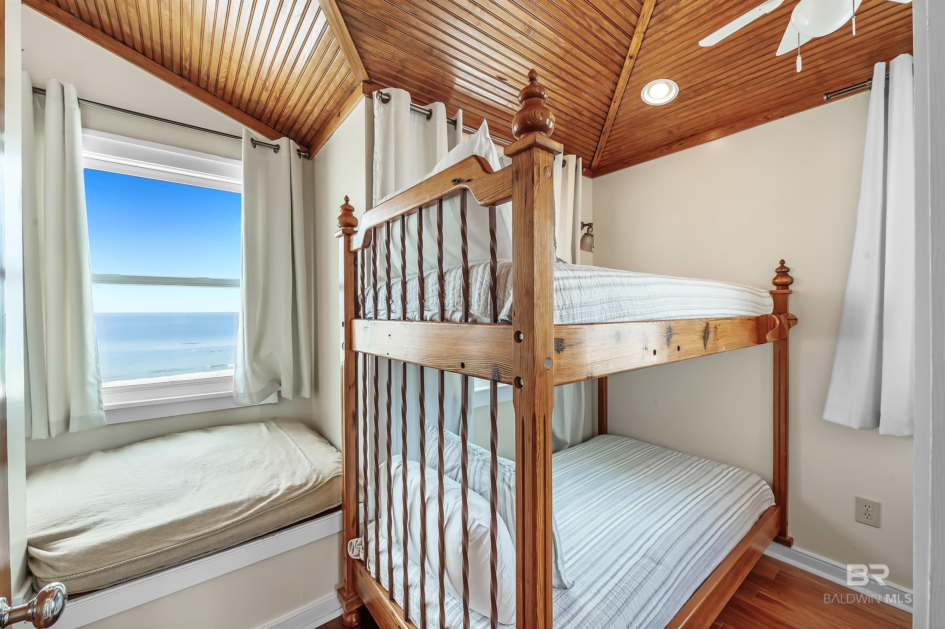 Gulf Shores, Alabama, 36542, United States, 4 Bedrooms Bedrooms, ,3 BathroomsBathrooms,Residential,For Sale,1982216