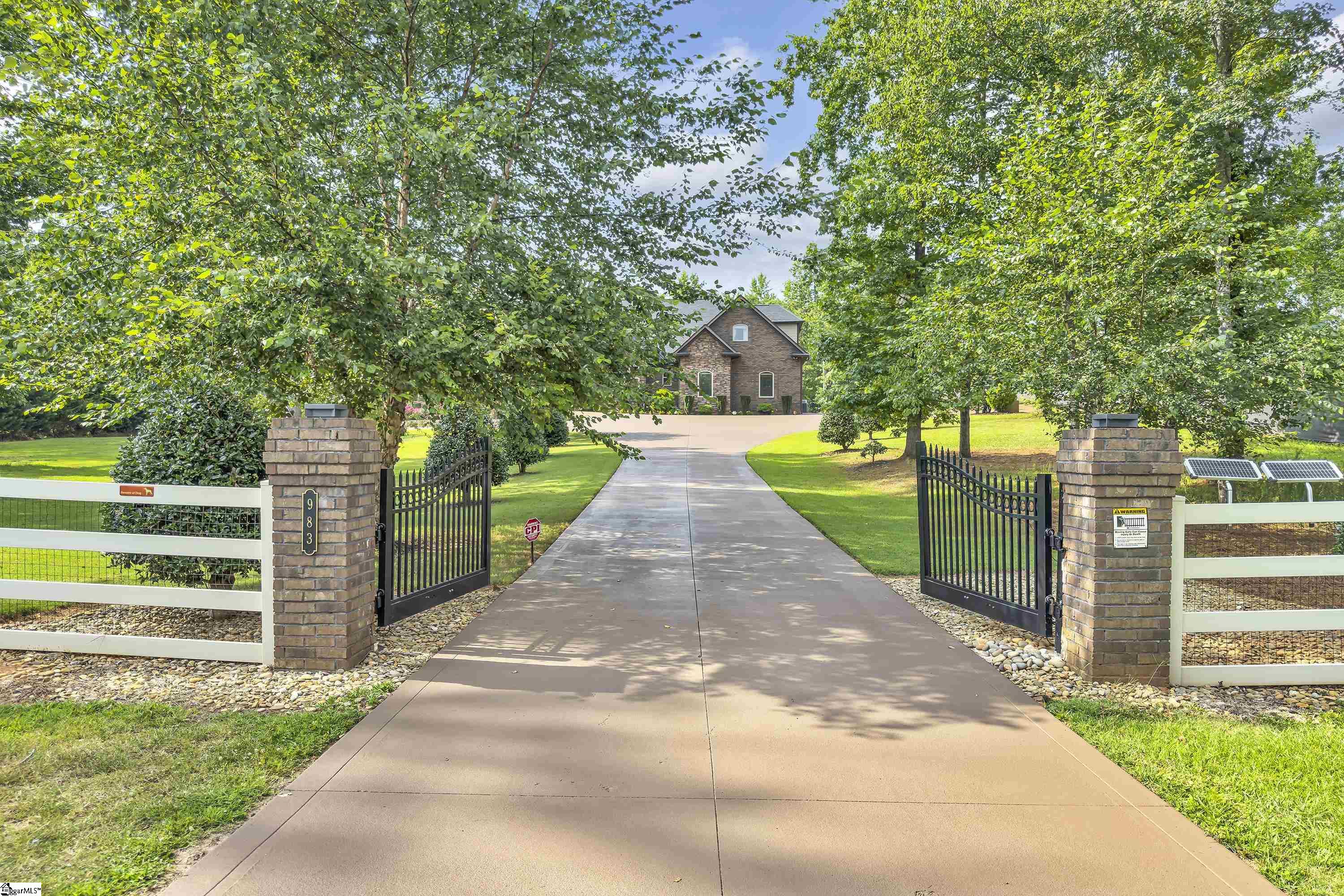 Inman, South Carolina, 29349, United States, 4 Bedrooms Bedrooms, ,4 BathroomsBathrooms,Residential,For Sale,1885361