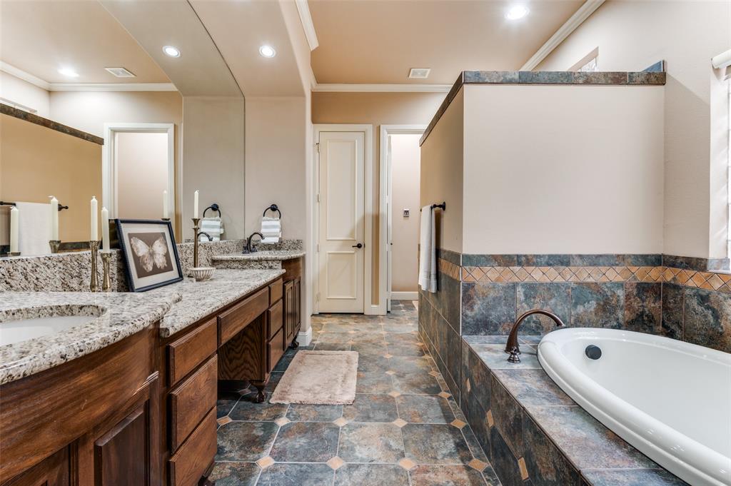 Desoto, Texas, 75115, United States, 4 Bedrooms Bedrooms, ,3 BathroomsBathrooms,Residential,For Sale,2015045