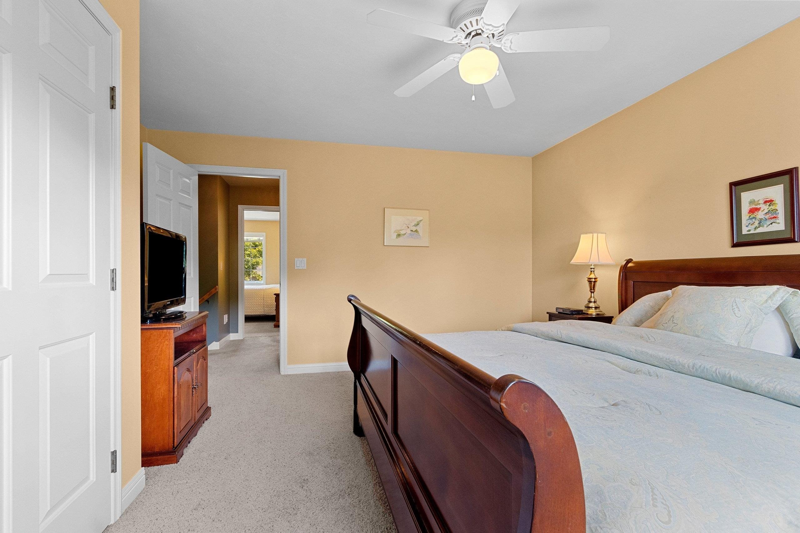 GREEN BAY, Wisconsin, 54302-5254, United States, 5 Bedrooms Bedrooms, ,4 BathroomsBathrooms,Residential,For Sale,1920394