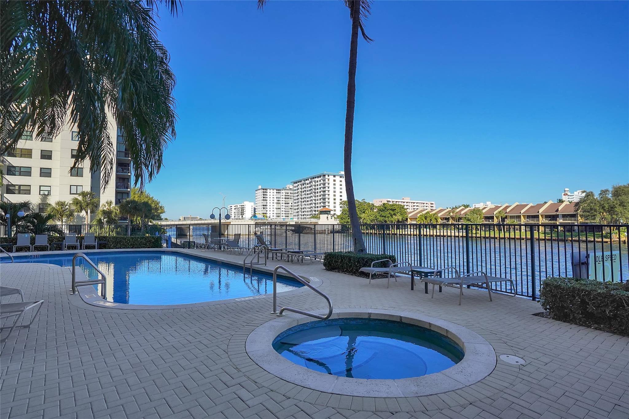 Pompano Beach, Florida, 33062, United States, 2 Bedrooms Bedrooms, ,2 BathroomsBathrooms,Residential,For Sale,1915654
