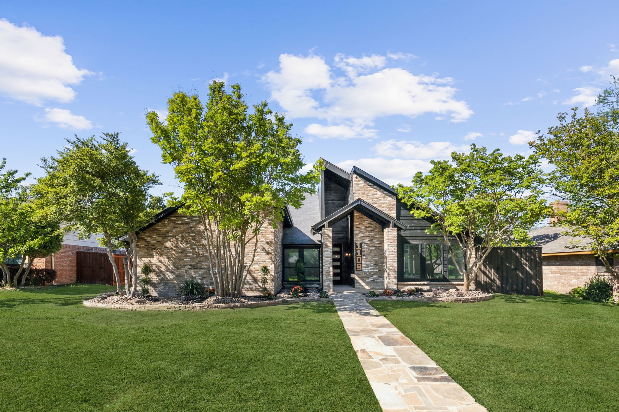Richardson, Texas, 75081, United States, 4 Bedrooms Bedrooms, ,4 BathroomsBathrooms,Residential,For Sale,1786157