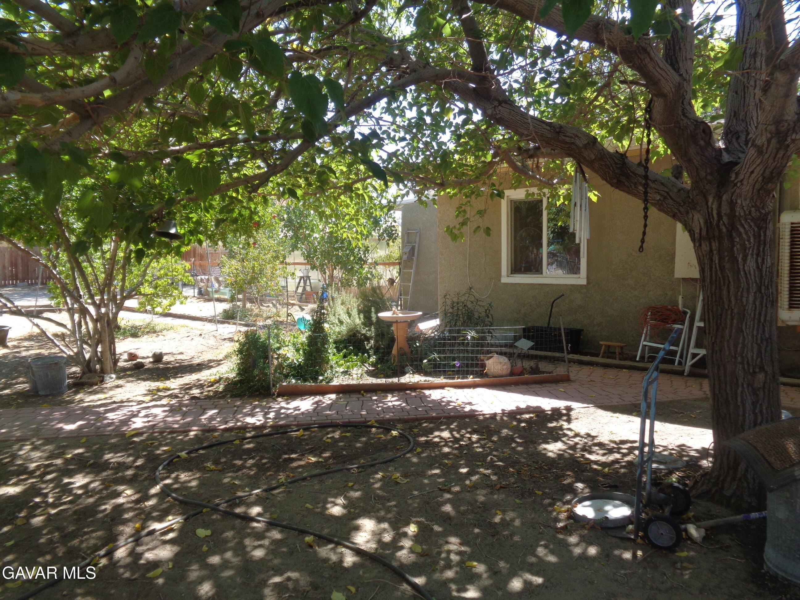 Littlerock, California, 93543, United States, 5 Bedrooms Bedrooms, ,1 BathroomBathrooms,Residential,For Sale,1975101