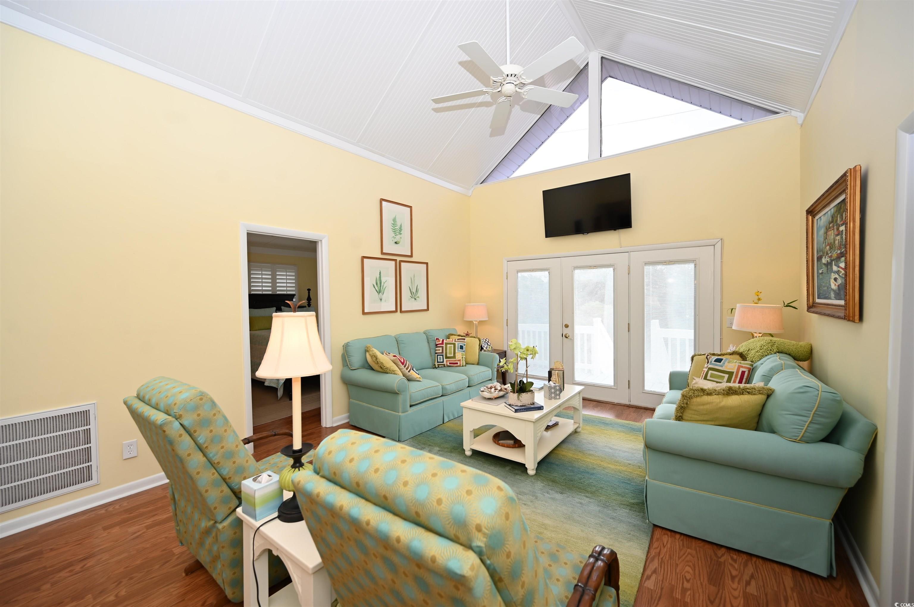 North Myrtle Beach, South Carolina, 29582, United States, 4 Bedrooms Bedrooms, ,2 BathroomsBathrooms,Residential,For Sale,1980166