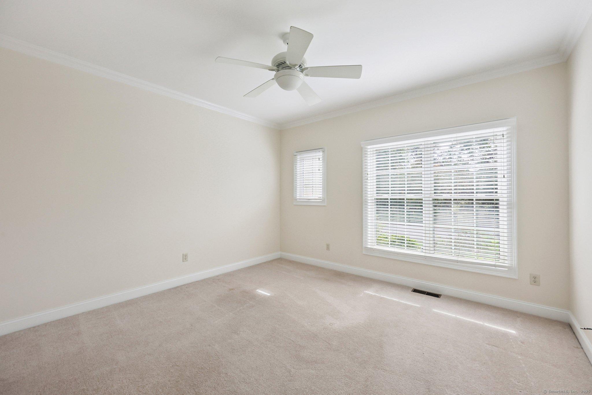 Wallingford, Connecticut, 06492, United States, 2 Bedrooms Bedrooms, ,4 BathroomsBathrooms,Residential,For Sale,1983794