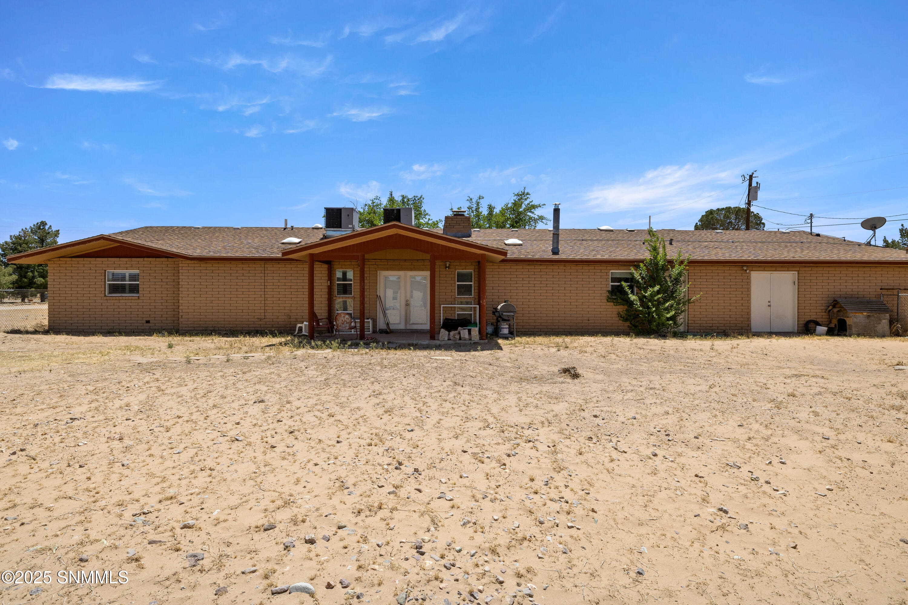 Las Cruces, New Mexico, 88007, United States, 4 Bedrooms Bedrooms, ,3 BathroomsBathrooms,Residential,For Sale,1796237