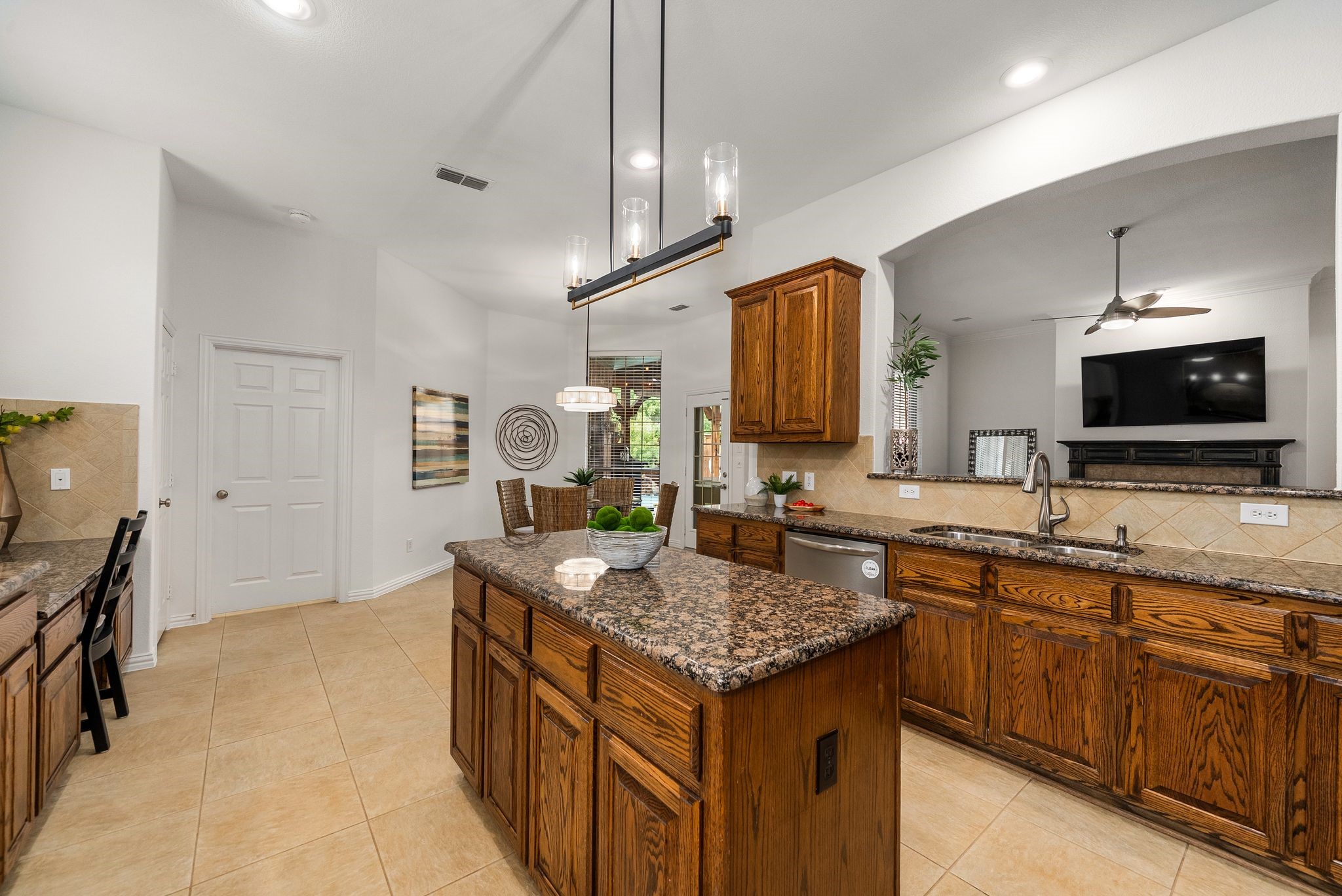 Frisco, Texas, 75033, United States, 4 Bedrooms Bedrooms, ,4 BathroomsBathrooms,Residential,For Sale,1938772