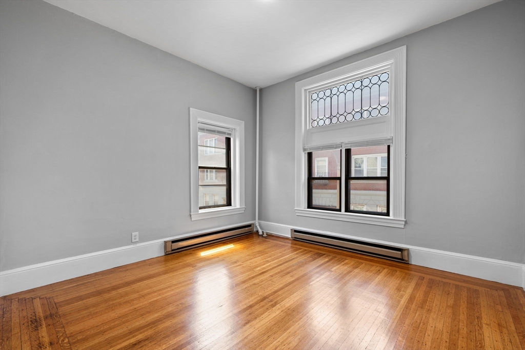 Boston, Massachusetts, 02215, United States, 1 Bedroom Bedrooms, ,1 BathroomBathrooms,Residential,For Sale,1900692