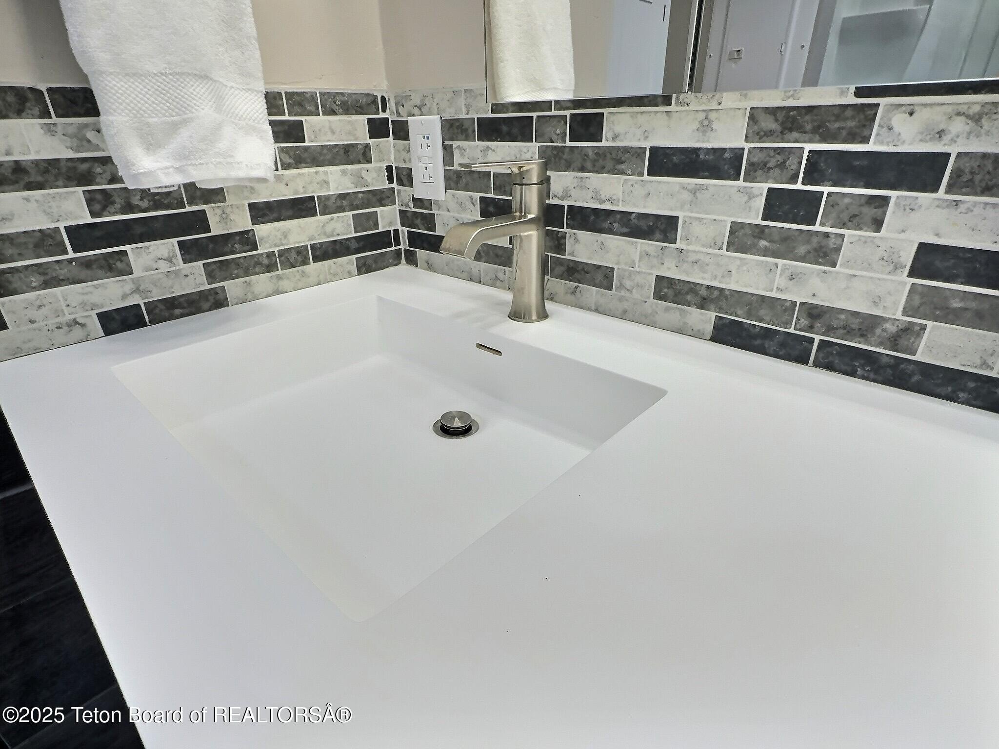 Driggs, Idaho, 83422, United States, 5 Bedrooms Bedrooms, ,2 BathroomsBathrooms,Residential,For Sale,1921681