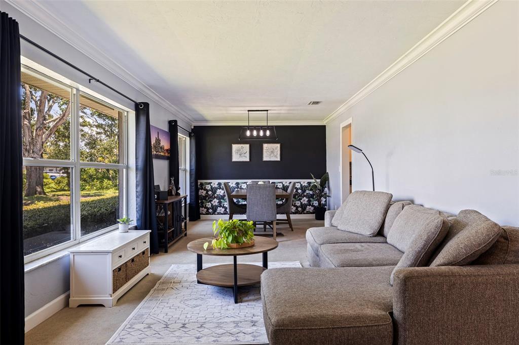 St Petersburg, Florida, 33712, United States, 3 Bedrooms Bedrooms, ,2 BathroomsBathrooms,Residential,For Sale,1907287