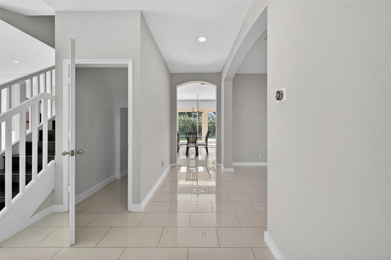 Weston, Florida, 33332, United States, 5 Bedrooms Bedrooms, ,4 BathroomsBathrooms,Residential,For Sale,2003132