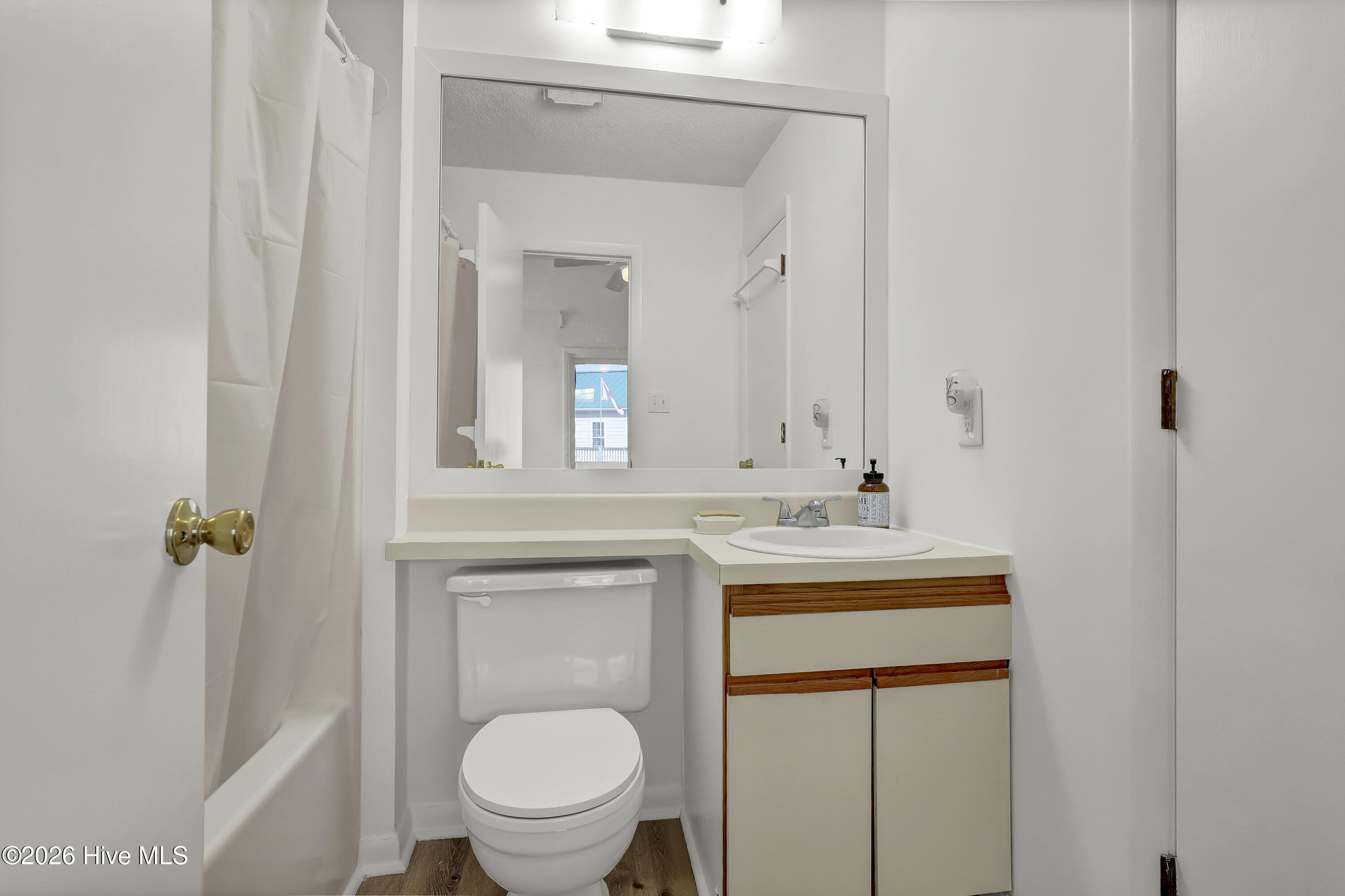 Surf City, North Carolina, 28445, United States, 4 Bedrooms Bedrooms, ,Residential,For Sale,2048651