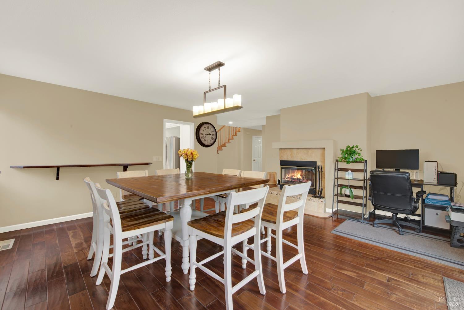 Dixon, California, 95620, United States, 5 Bedrooms Bedrooms, ,3 BathroomsBathrooms,Residential,For Sale,1992877