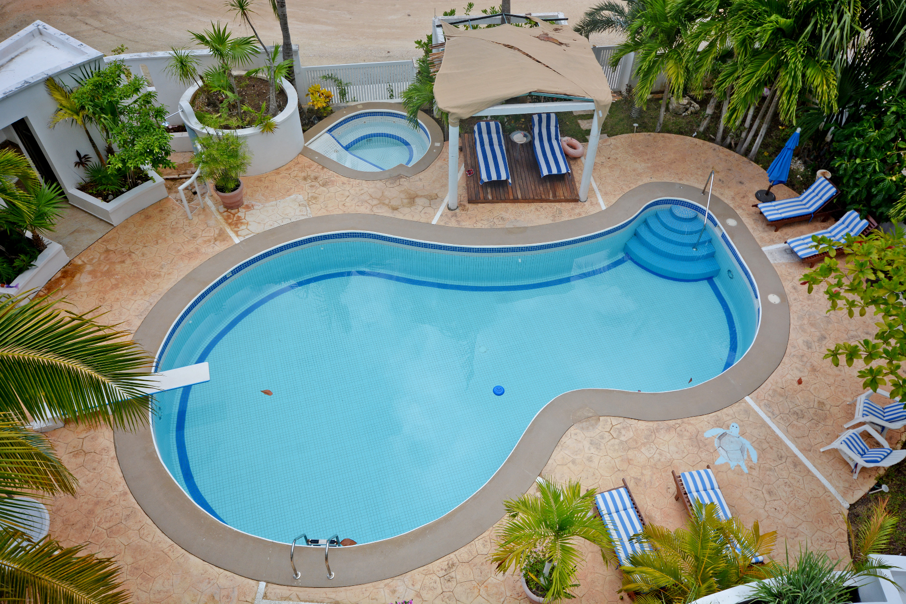  DUPLEX 8 BEDROOM HOME NEAR THE BEACH - 物件實景
