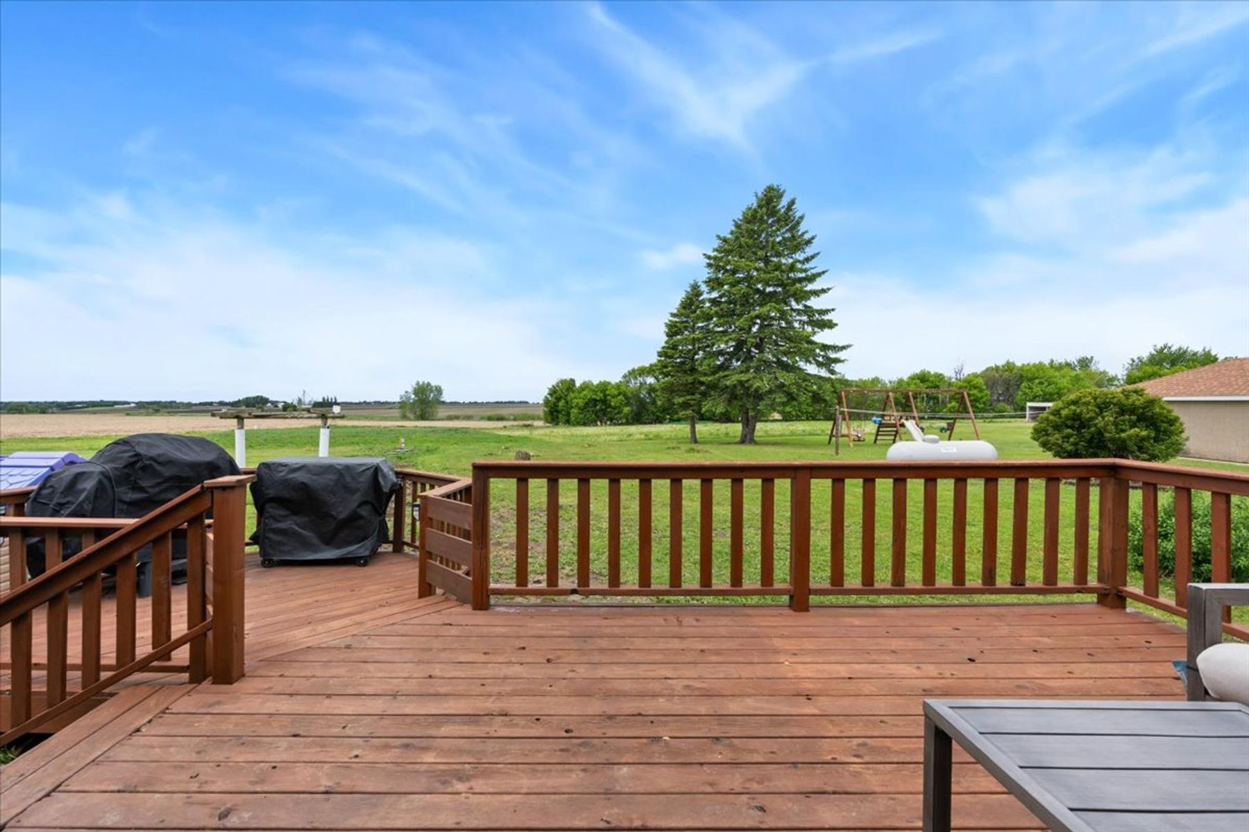  Private Acreage Retreat with Thoughtful Modern Updates - 物件實景
