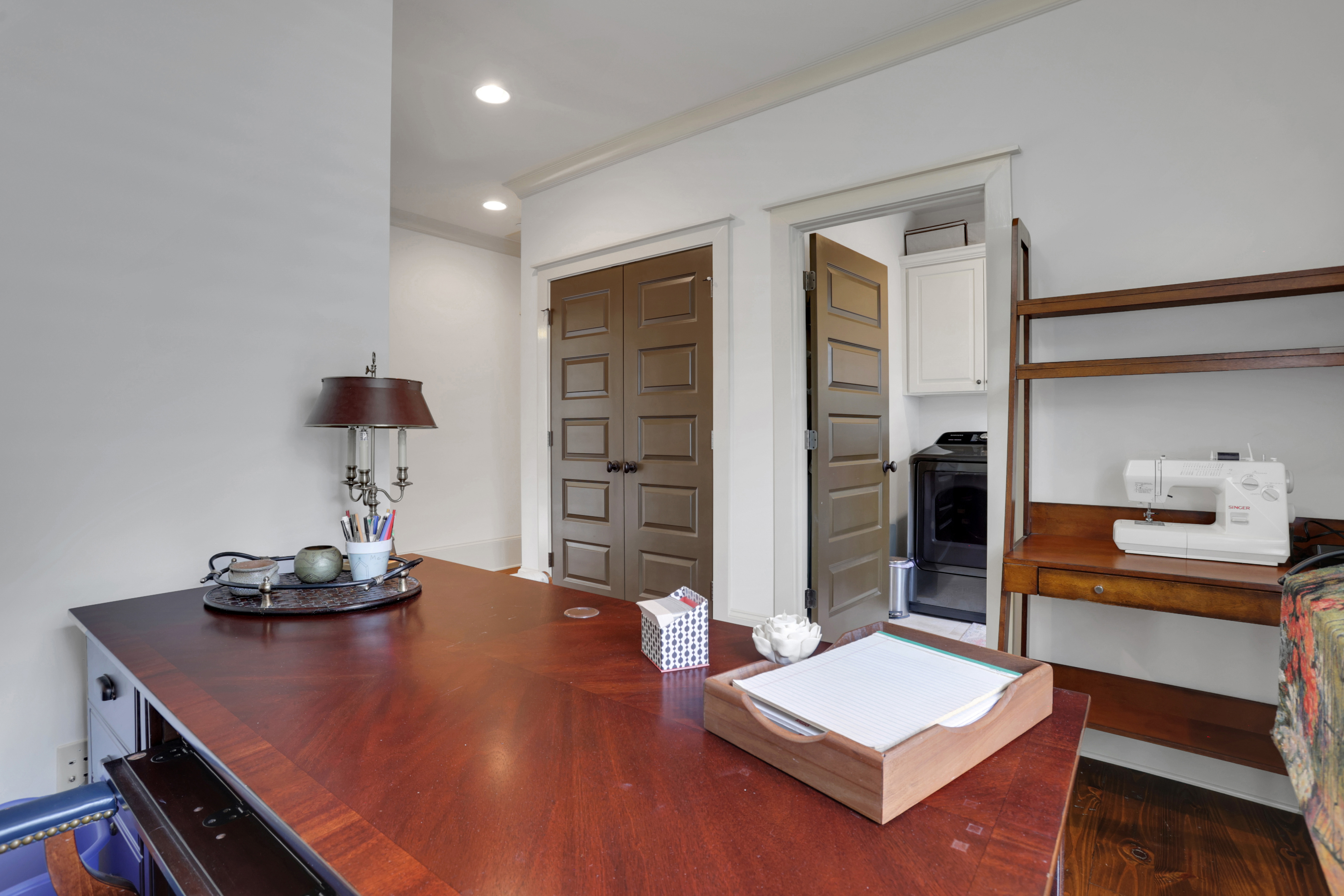  Stunning Six Bedroom Home Near Marietta Square - 物件實景