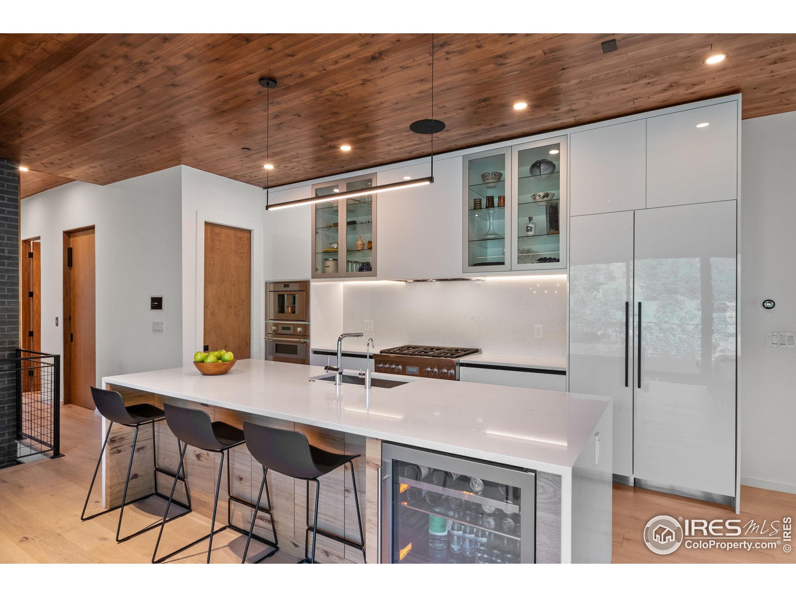 Boulder, Colorado, 80302, United States, 4 Bedrooms Bedrooms, ,3 BathroomsBathrooms,Residential,For Sale,1947999
