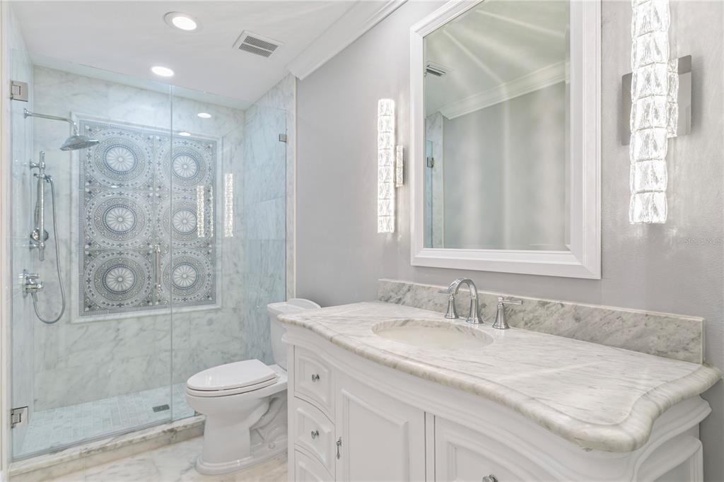 Tampa, Florida, 33613, United States, 7 Bedrooms Bedrooms, ,8 BathroomsBathrooms,Residential,For Sale,1979226