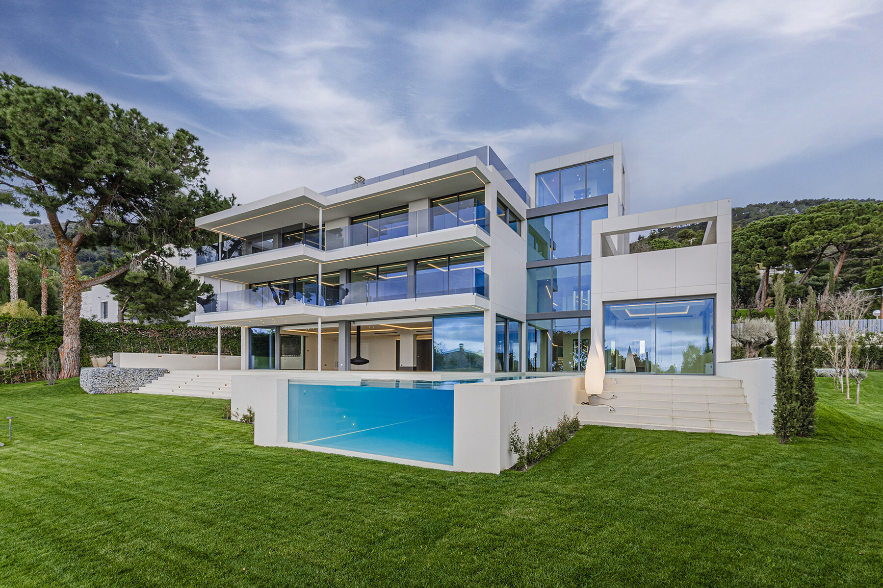  Pedralbes: villa with pool, spa, and advanced home automation - 物件實景