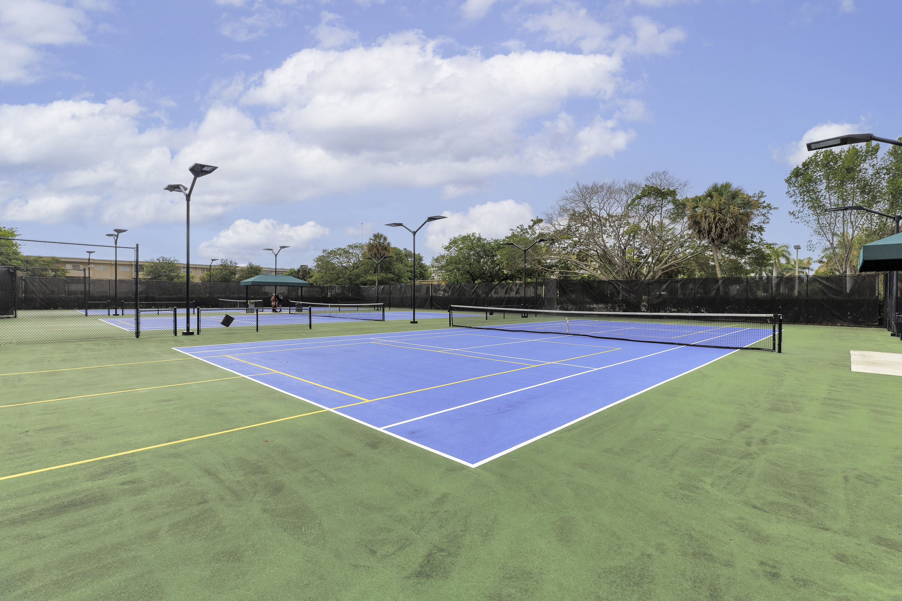  4200 Hillcrest Dr, Hollywood, FL, 33021 - 物件實景