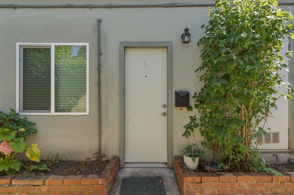 Santa Cruz, California, 95062, United States, ,Residential,For Sale,2048207
